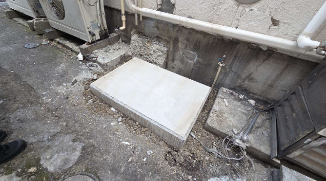 GHP室外機用コンクリート基礎台の打設工事